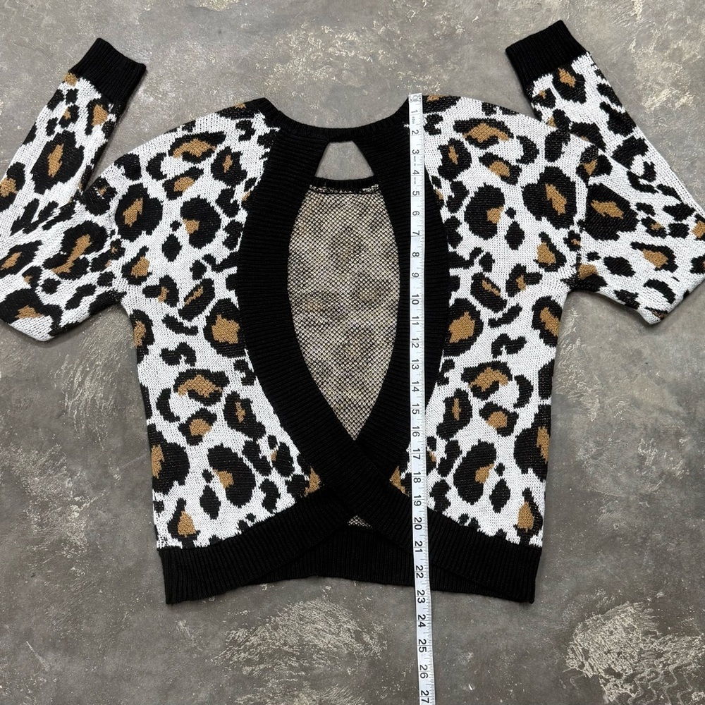Daytrip Leopard Open Back Knit Sweater Cutout - Picture 6 of 8